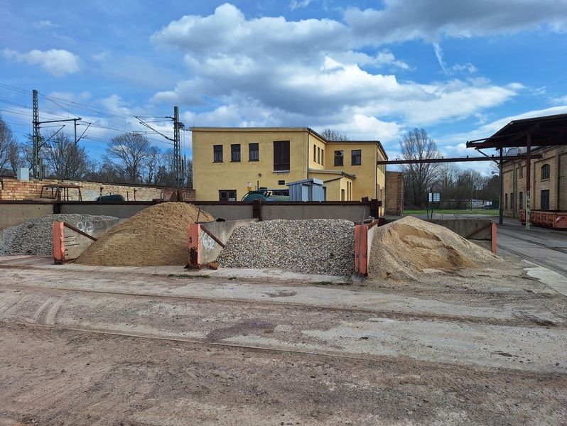 Lieferung und Transport